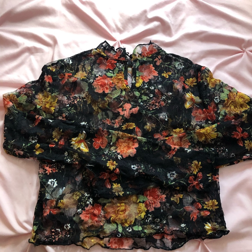 Shein Lettuce Edge Floral Mesh Crop Top